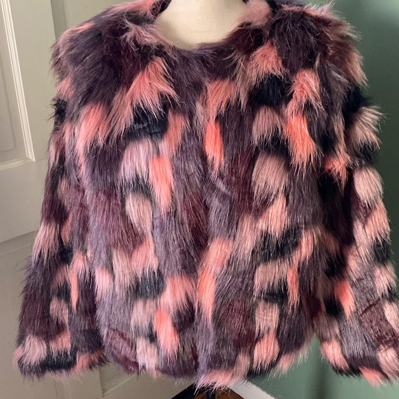 New Willow & Clay  stunning black prints faux fur coat Jacket, Size M - Picture 3 of 8